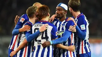 九州娱乐-包含柏林赫塔面对实力对手，深夜备战决胜之战的词条